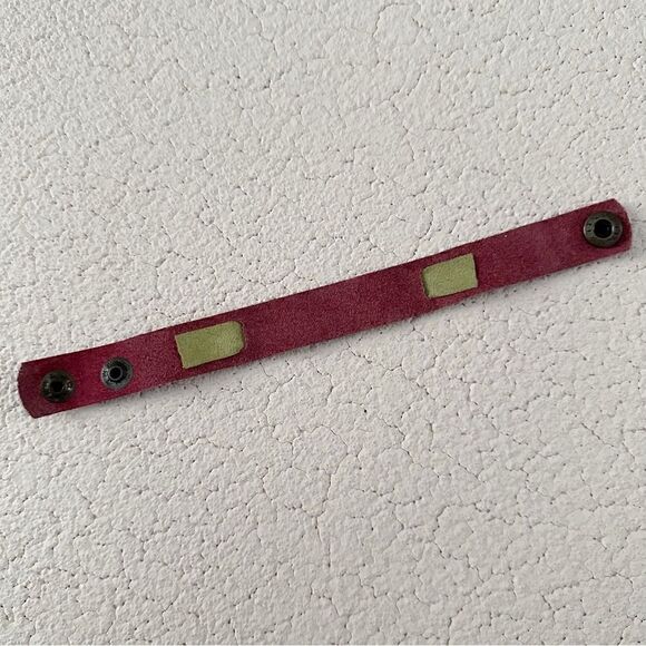 ʟɪʙʀᴀ ♎︎ ɢᴇɴᴜɪɴᴇ ꜱᴜᴇᴅᴇ ꜱɴᴀᴘ ʟᴇᴀᴛʜᴇʀ ʙʀᴀᴄᴇʟᴇᴛ & earrings set - Picture 8 of 15